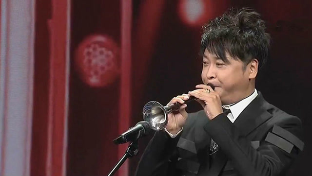 冯晓泉唢呐演奏太厉害了 竟然可以学鸟叫