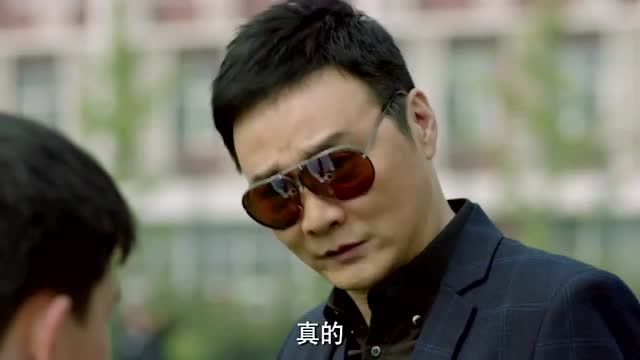 小别离:张小宇有一技之长,张亮忠许诺加入乐队就给他买架子鼓