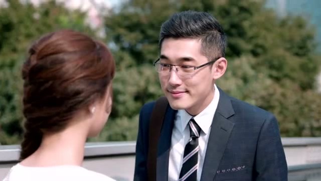 欢乐颂:白渣男靠着一套口诀骗了多少青春少女?心疼小蚯蚓一秒!