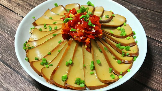 香滑q弹的鸡蛋干,不炒不煮,简单一做居然这么好吃