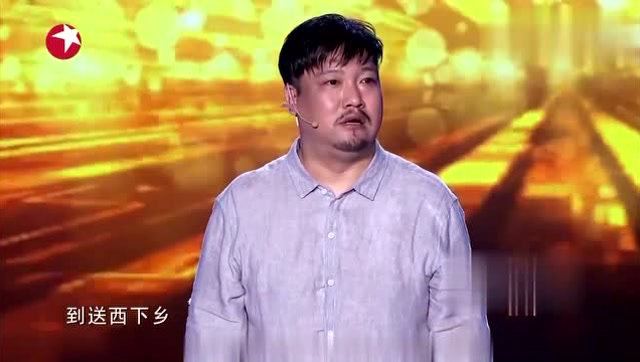 笑声传奇:贾冰荣获冠军,观众掌声连连,喜剧背后的泪水!笑中带泪!