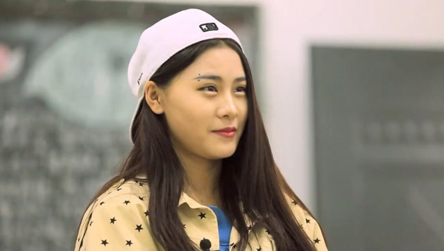 《变形计》富家女媚娘考了全班第一,当学霸的感觉真好