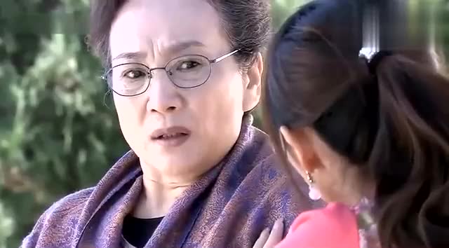 孙晓菁谋杀奶奶然后嫁祸给天美,没想到没有得逞,气的脸都变色了