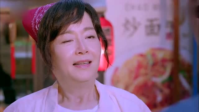 《甜蜜暴击》明珠明朗这操作,炒面大妈直接不甩拳击教练