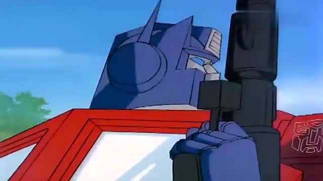 变形金刚杰克被霸天虎的发明击中并占领了静止的装置