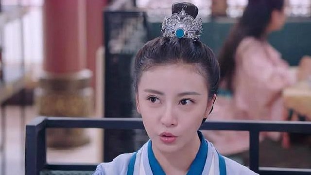 萌妻食神:琉璃郡主故意刁难瑶瑶,但她也不是省油的灯,霸气!过瘾