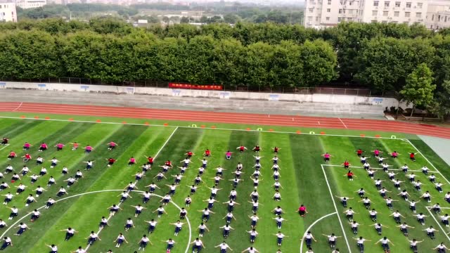 炭步中学体能大课间展示