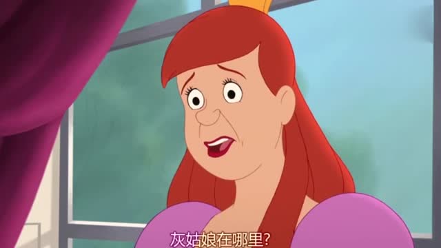灰姑娘:仙度瑞拉的姐姐伸出自己的大脚尝试水晶鞋,居然直接穿上