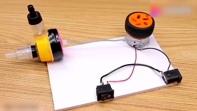 长见识了,牛人自制简易增氧机,看完视频后,我彻底服了!