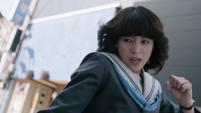 俩人打起来了,但是似乎三桥没有赢,理子生气的走了