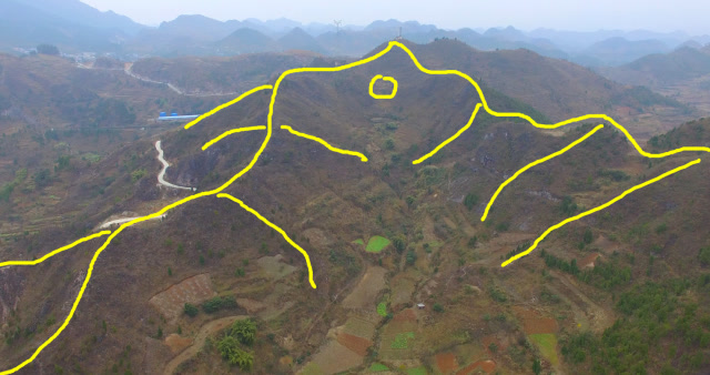 此地龙虎环抱有情,双龙戏珠,这种顶级的风水宝地难得一见