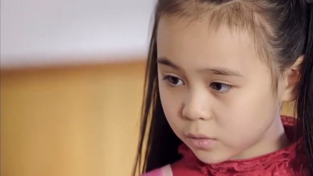 霹雳火:面对这么小就这么懂事的蓝妞,高胜寒只能对女儿实话实说了