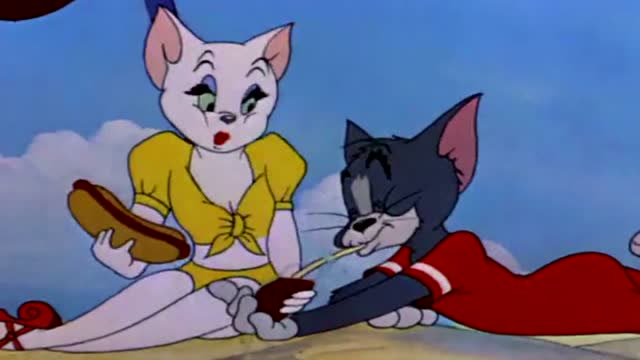 猫和老鼠:汤姆理所当然的,吃掉了美女猫给的食物