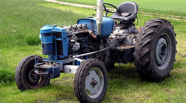 如今的拖拉机都没有80年代的拖拉机有力,这是怎么回事呢?