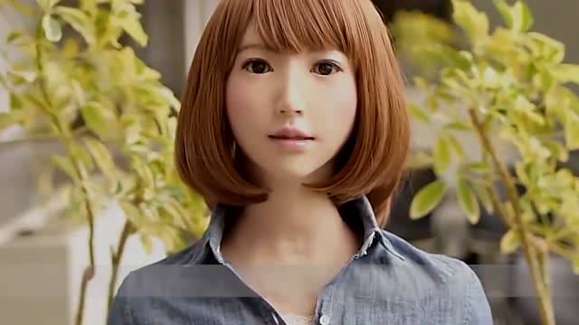 "机器人老婆"时代来临面容姣好功能齐全,内部构造以假乱真