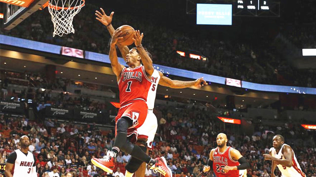 没受伤前的罗斯有多恐怖?4秒后场闪电突破上篮,都替他捏了把汗