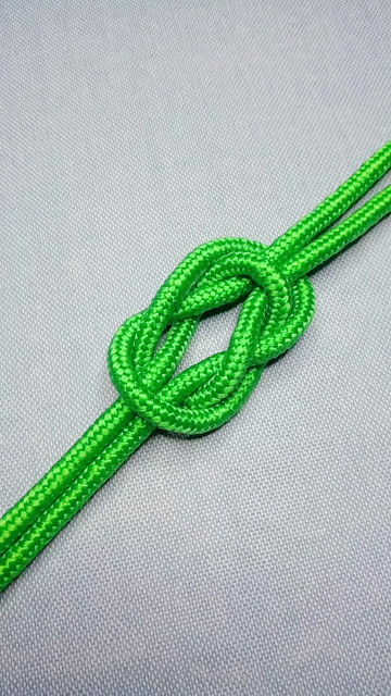 这个绳结即可提油瓶,又可吊花盆