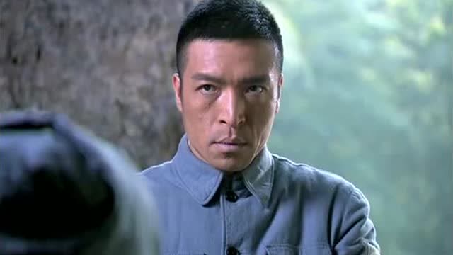 枪林弹雨:吴海拒绝李草儿,大刀吃醋耍大刀