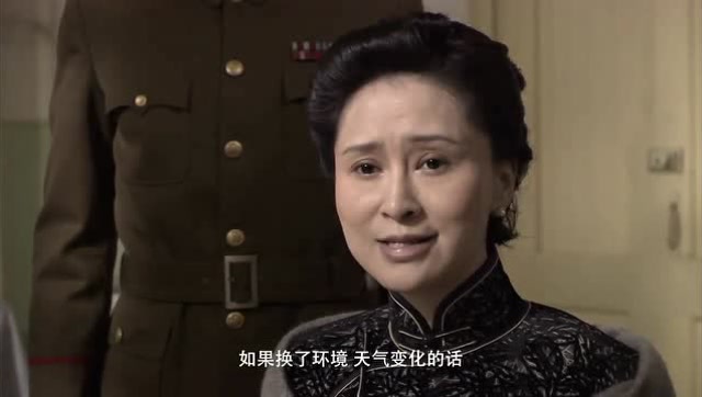 陈明仁与程潜交流不顺,深爱妻子的他,亲自陪同谢芳如到医院看诊