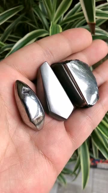 公司圈#世界上最贵的石头,锎