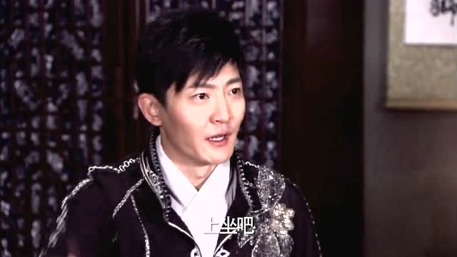 弟弟陆三木来到龙门镖局,众人被他的见面礼打动,忽视了陆三金