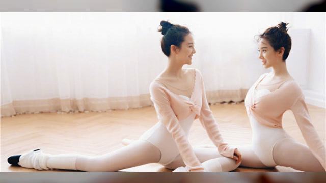 艺人曾一萱陈小纭,闺蜜合体图片