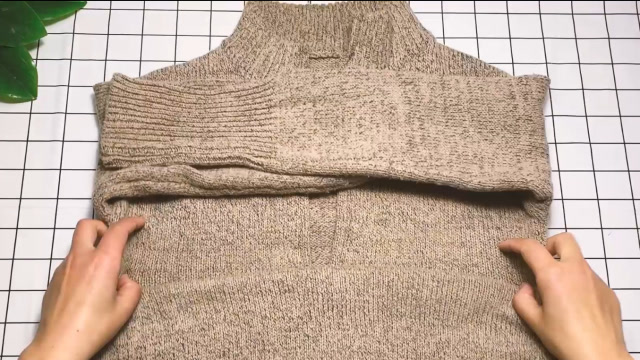 旧毛衣不想穿?把两只袖子拆下来,改好的成品大人小孩都喜欢