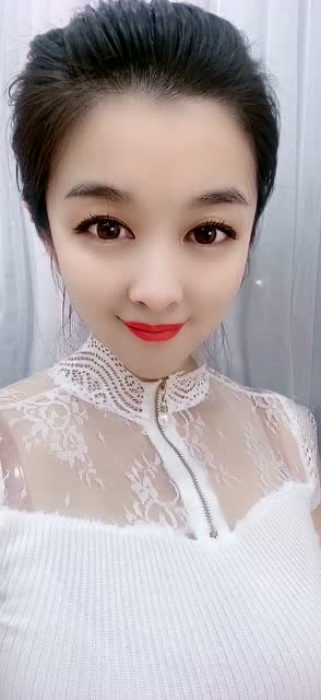 大眼睛双眼皮的女人,气质唯美很旺夫,娶回家有福气!