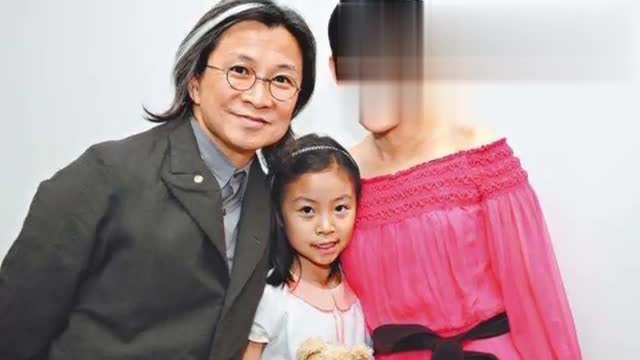 吴君如陈可辛合体陪女儿逛街,13岁陈是知模样像极了爸妈