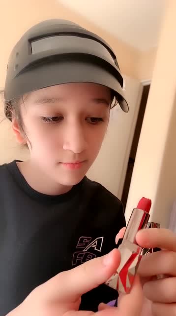 小姐姐泡泡糖姐姐来娱乐,但是小姐姐颜值真的高,太漂亮了.