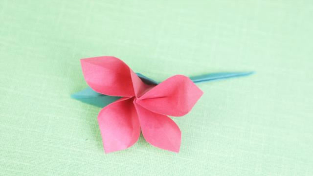 趣味折纸:手把手教你折纽扣花,小朋友都喜欢