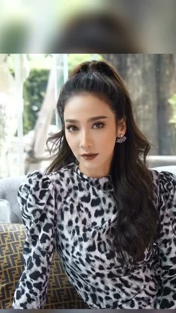 aump泰国女神蟒蛇的眼神真的可以杀人了冰冷又无情