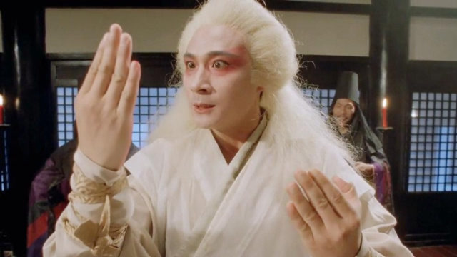 影视:江玉郎练成绝世神功"寒冰烈火掌"变身大魔头,恩将仇报废双尊