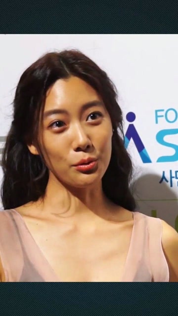 韩国克拉拉李成敏,麦芽般肤色超美丽