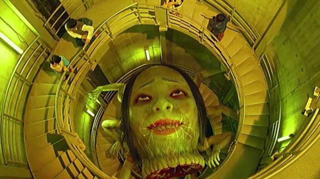 日剧《彼岸岛》千万不要和这个怪物对视