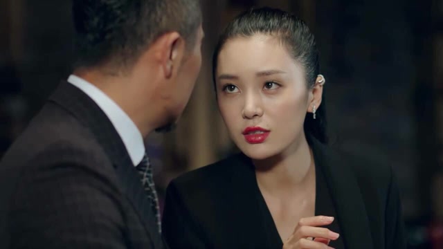 小幸福:伤心的凯特李酒吧买醉,被算计了,心情十分糟糕