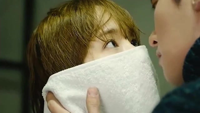 韩剧高甜吻戏合集谁能不爱池昌旭不愧是韩剧毛巾吻鼻祖啊