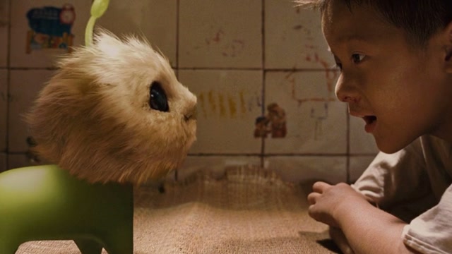 外星宠物狗也是狗,你看这反应,果然是刻在dna里的哈哈哈