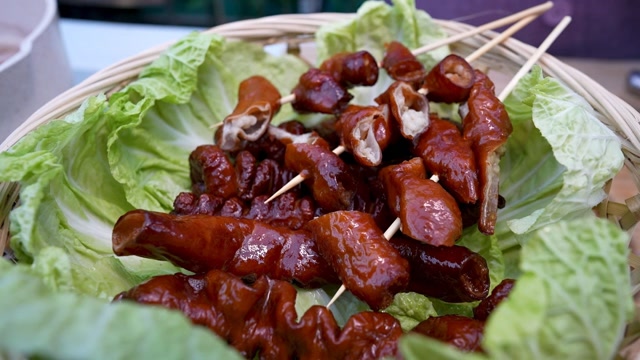 脆炸猪大肠,口感香脆,肥而不腻,吃起来太哇塞!