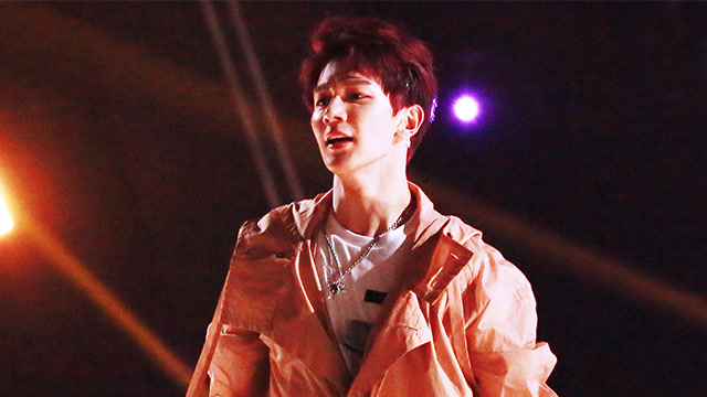 【舞蹈solo】夏之光《大鱼》身姿挺拔,不愧是中国舞能力者