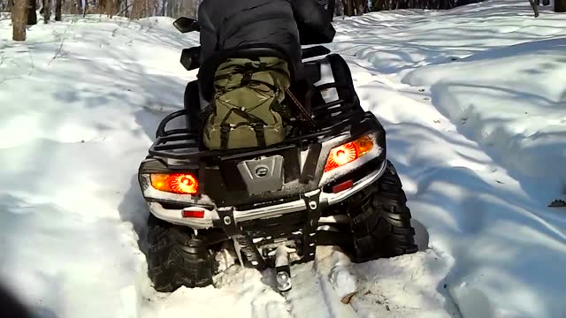 春风全地形车看老外怎么在雪地里玩转全地形车的 国外视频拍摄