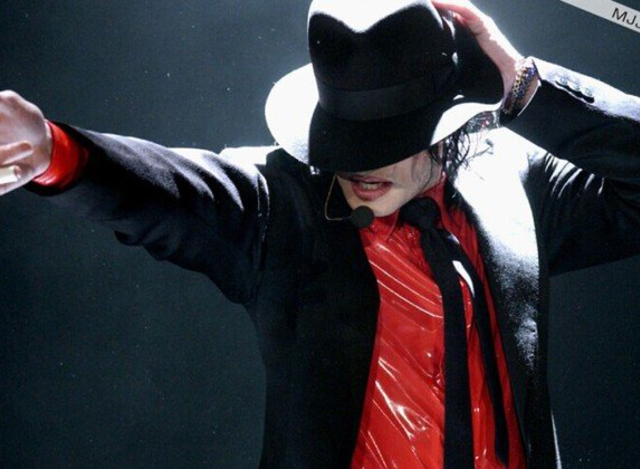 20年前迈克尔杰克逊《dangerous》现场帅呆酷炫舞步