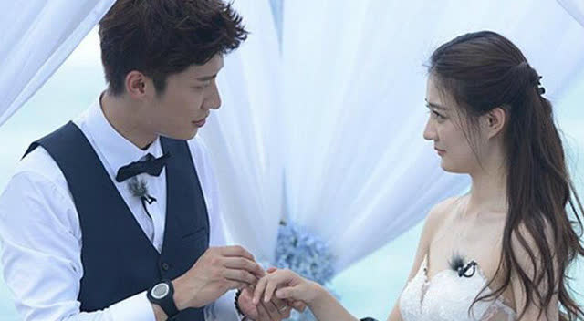 乔任梁和徐璐的婚纱照,里面有一段话真是让人唏嘘!