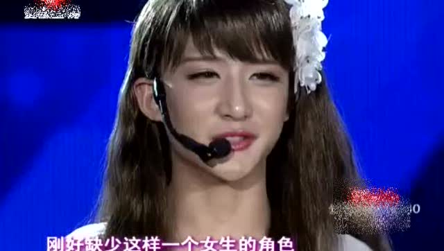 小灿女装图片?小灿女装最新全身照-第2张图片-潮百科