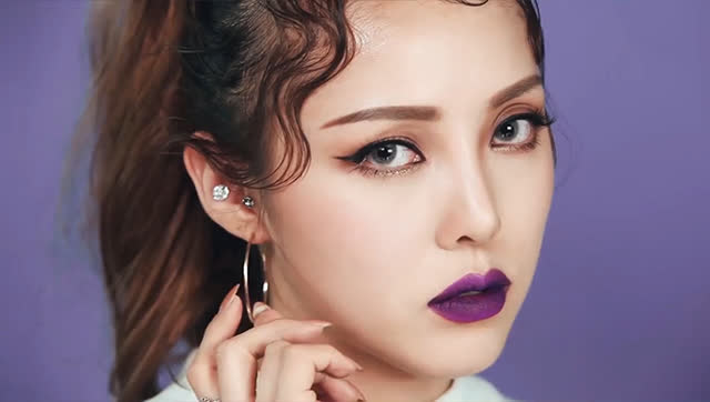 美芽 干货必看!pony教你欧美个性紫色魅唇妆