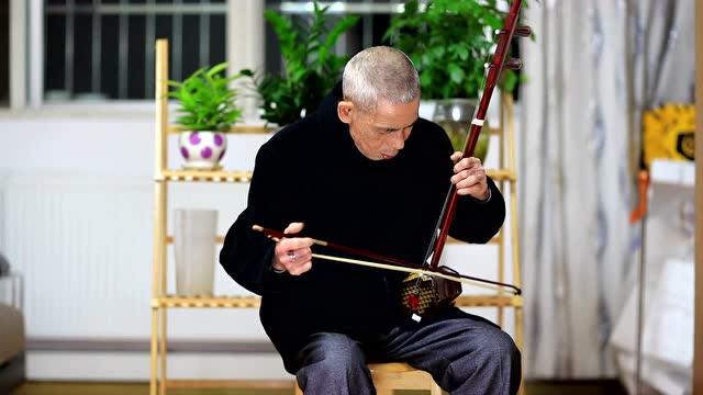 二胡独奏《步步高》
