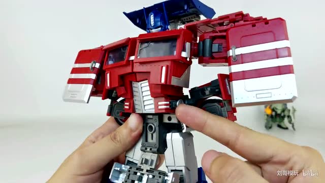 [刘哥模玩]颜值能拯救品控吗?gt idw擎天柱(变形金刚)250