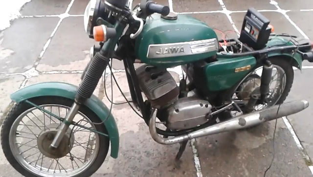 佳娃350摩托车,废弃7年后,再次启动,听听这发动机的轰鸣声