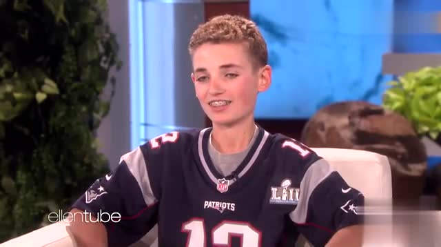 在超级碗中场秀上和贾老板自拍的小男孩ryanmckenna上了艾伦秀