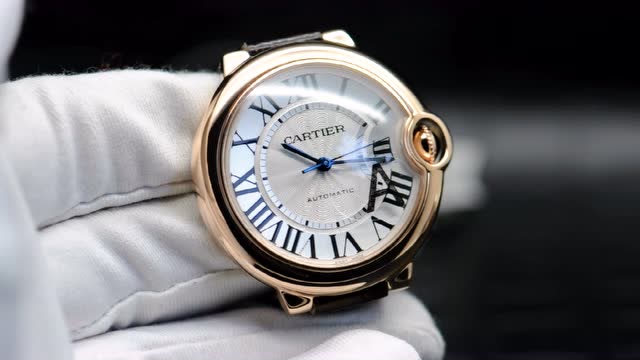 v6厂卡地亚蓝气球系列33玫瑰金机械女士手表